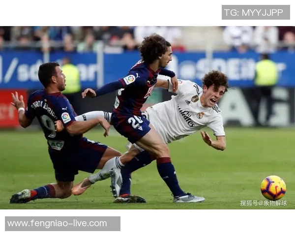 国王杯激战尤文图斯狂胜曼联六球盛宴乌龙球成比赛转折点