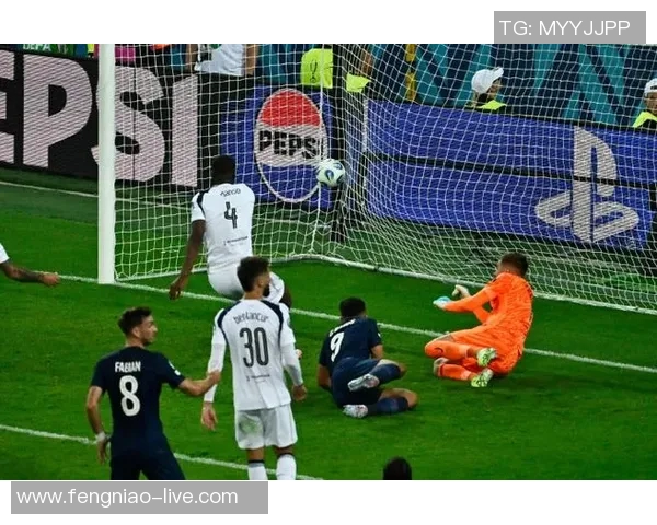 世界杯激战巴黎圣日耳曼逆转多特蒙德补时绝杀引爆全场激情