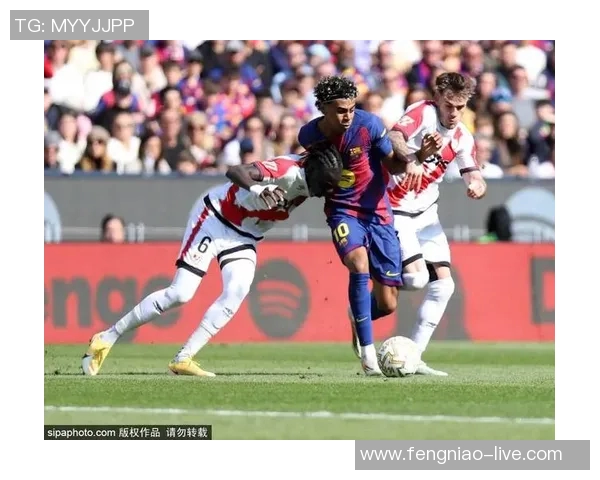 世界杯精彩对决巴萨与曼城战成平局乌龙球瞬间点燃全场激情