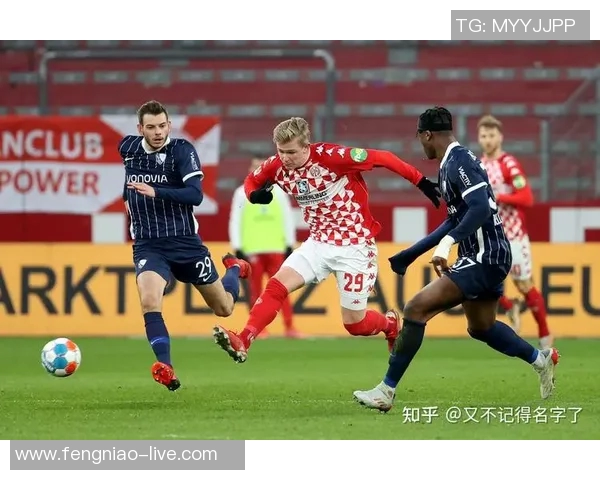 德甲热战：多特蒙德大胜利物浦乌龙球成全场焦点引发热议